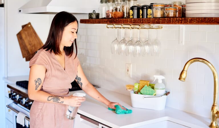 4 Things Pro Cleaners Say to Not Do When Spring Cleaning