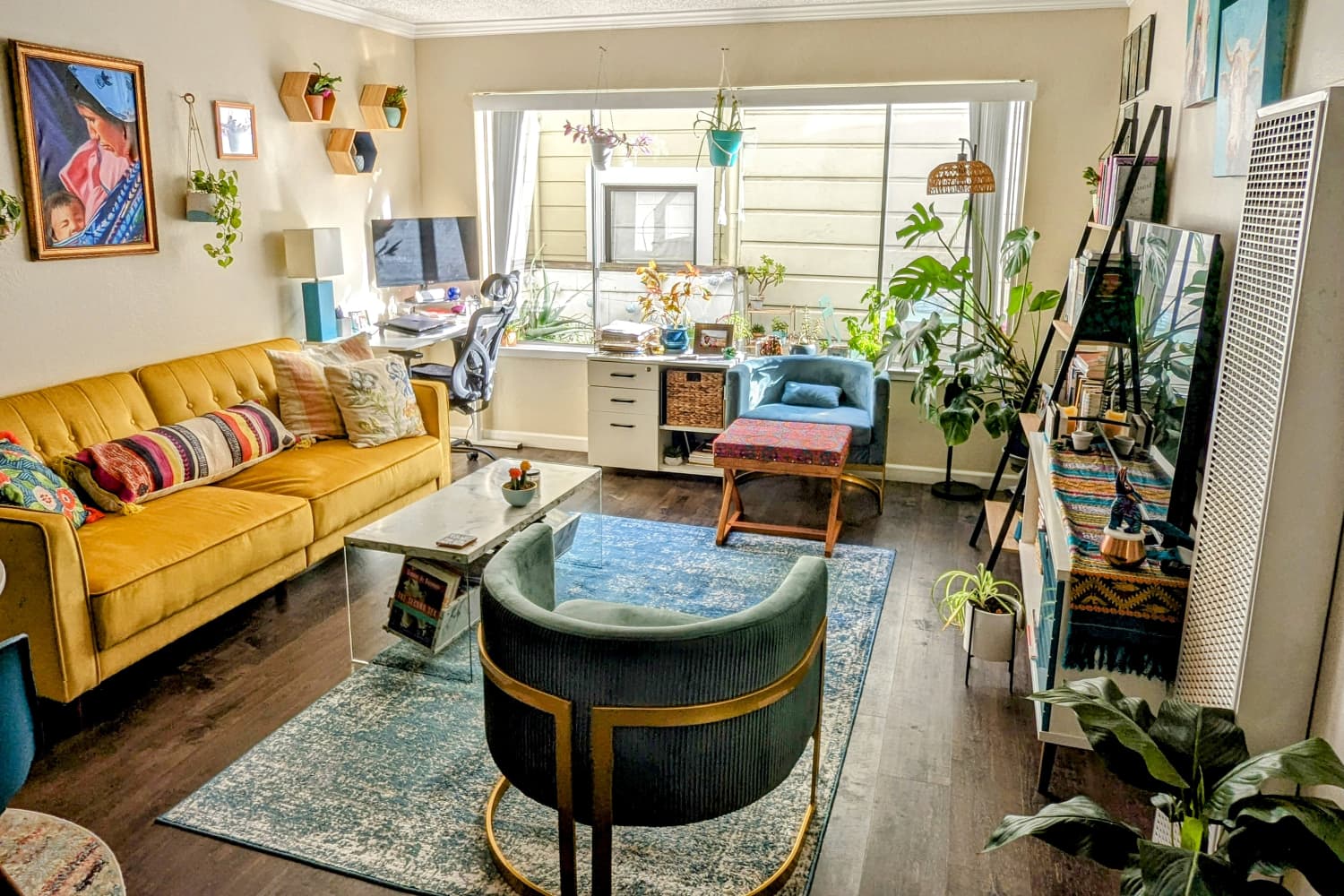 Tour a Small, Eclectic, and Vibrant San Francisco Rental Apartment